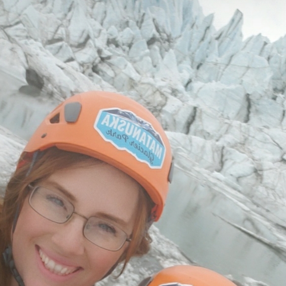 Meet your Posher, Cyndi - Picture 8 of 16